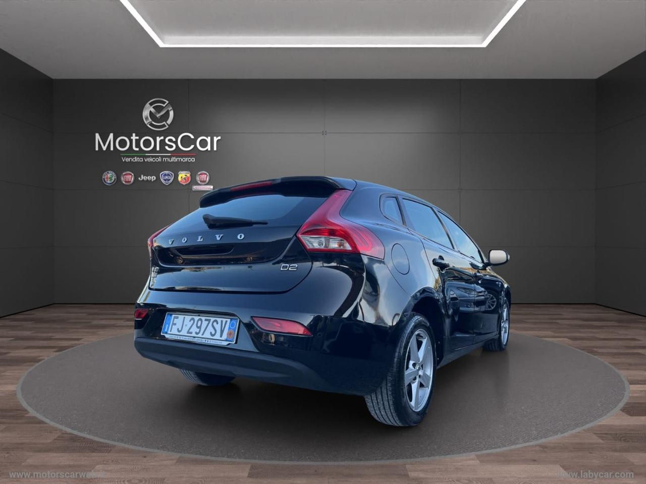 VOLVO V40 D2 Momentum