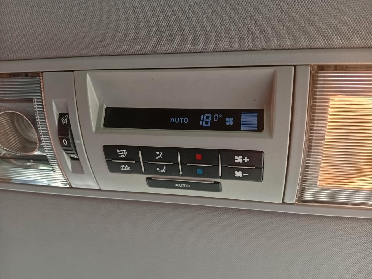 Volkswagen Multivan CARAVELLE 2.0 BiTDI 180CV DSG Highline 9 POSTI