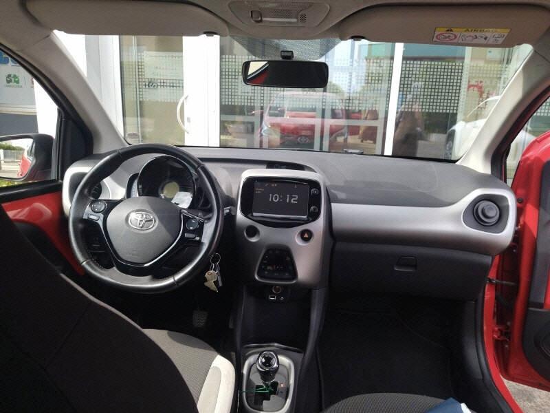 Toyota Aygo 1.0 VVT-i 69 CV 5 porte x-play TSS MMT
