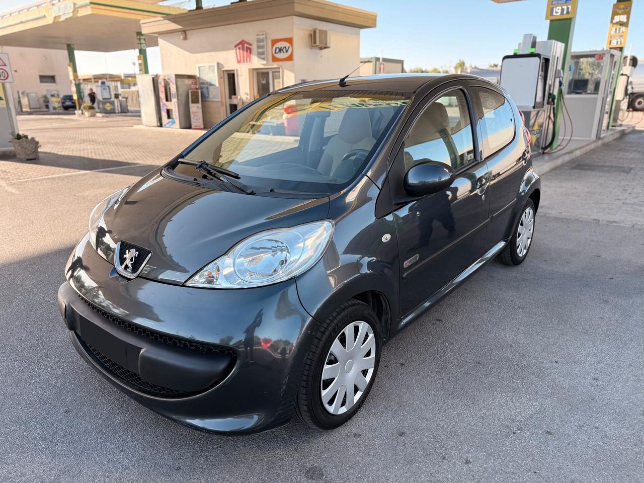 Peugeot 107 1.0 68CV 5p. Sweet Years
