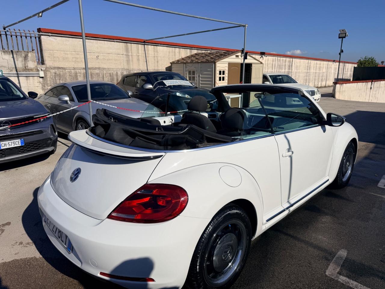 Volkswagen Maggiolino 1.6 TDI CABRIO 105cv BlueMotion Technology