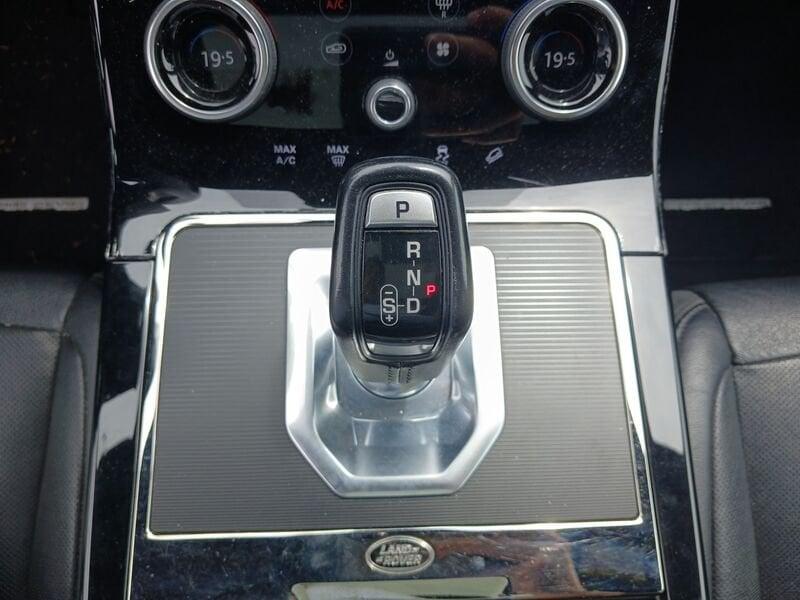 Land Rover Range Rover Evoque 2.0 D150 R-Dynamic S AWD auto