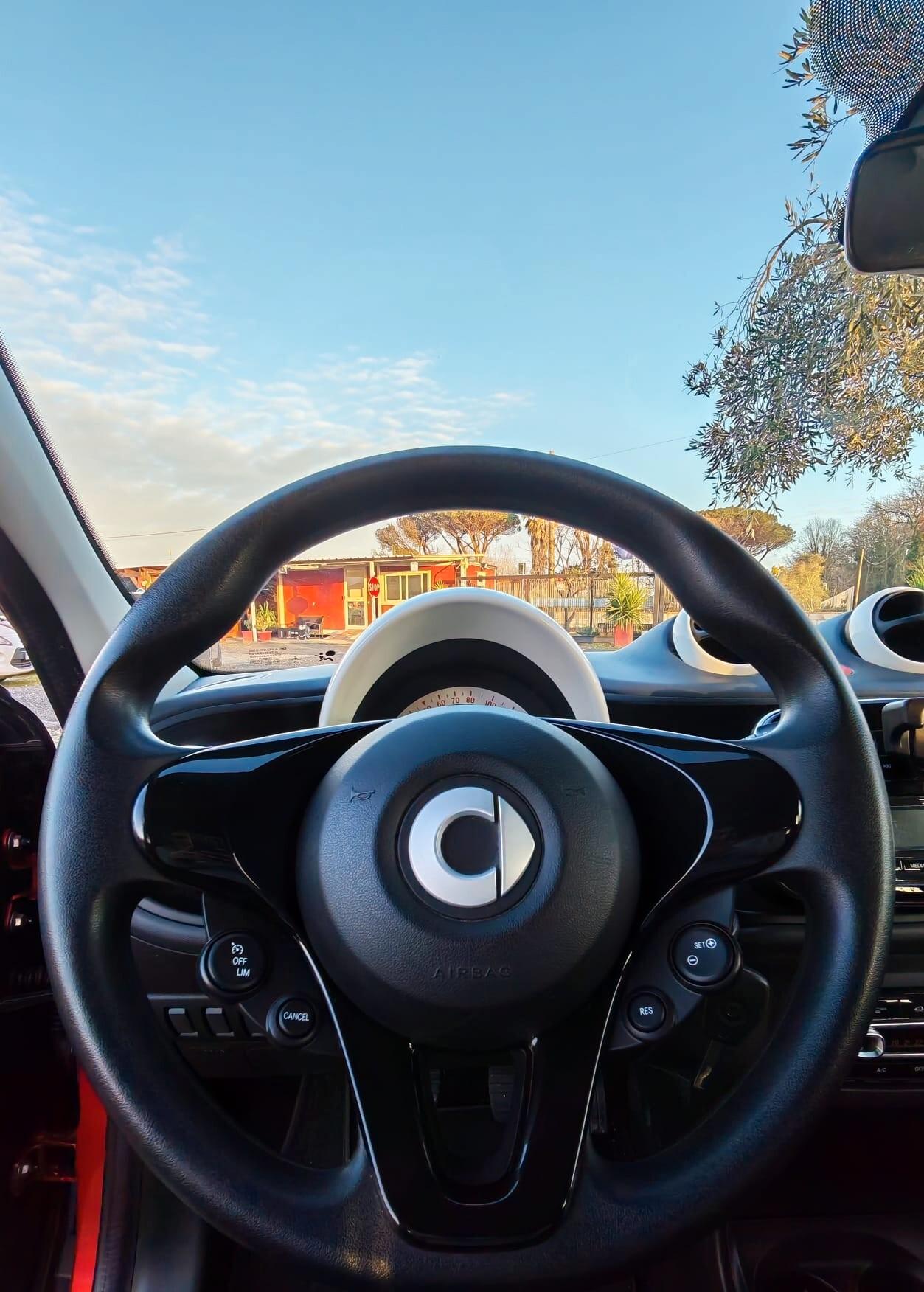 Smart ForFour 70 1.0 Passion