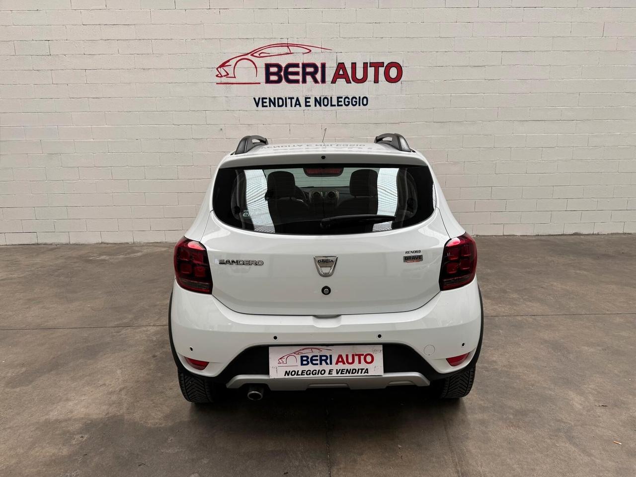 Dacia Sandero Stepway adatta neopatentati