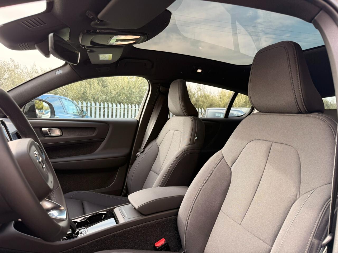 Volvo EC40 PLUS Single Motor standard range