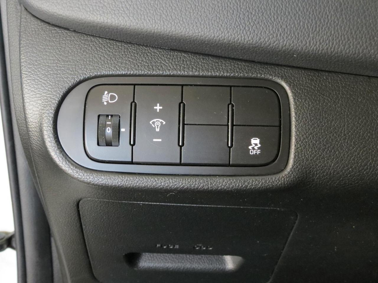 Kia Carens 1.7 CRDI 115 CV CLASS MT 5P.TI