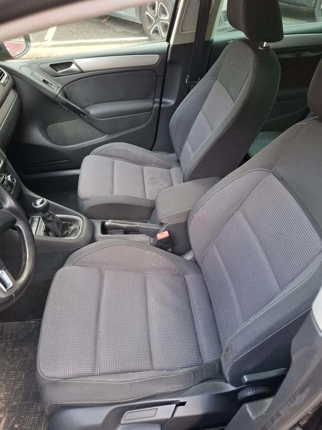 Volkswagen Golf 1.6 TDI DPF 5p. Highline