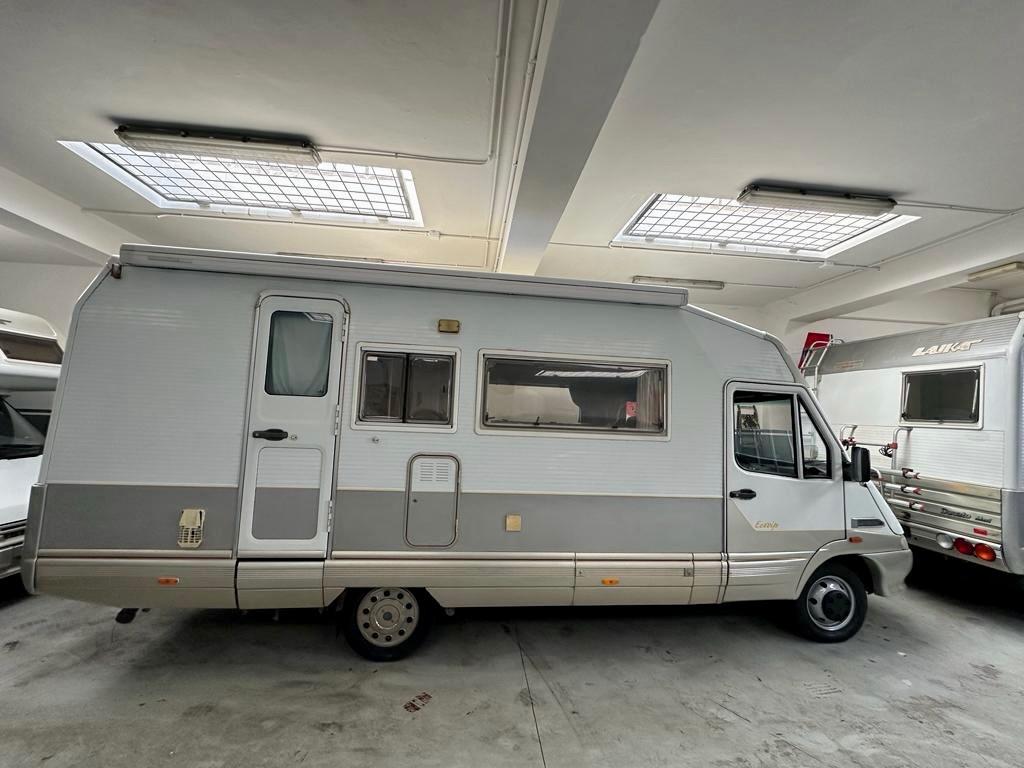 Laika Ecovip daily 2.8 7posti motorhome