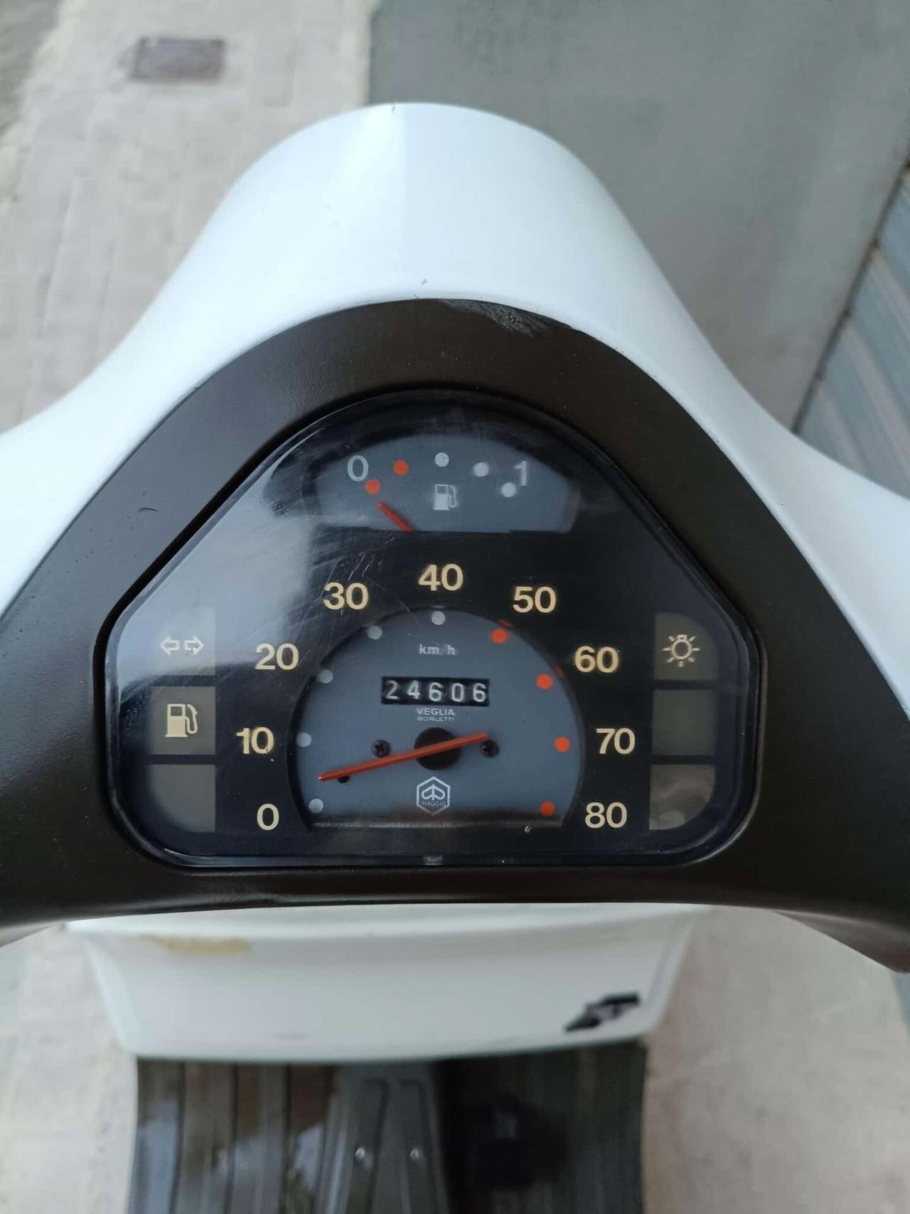 Piaggio Vespa 50 HP V