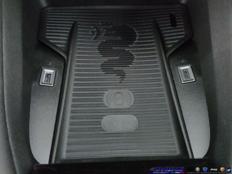 Alfa Romeo Junior Hybrid 145cv TECHNO Speciale