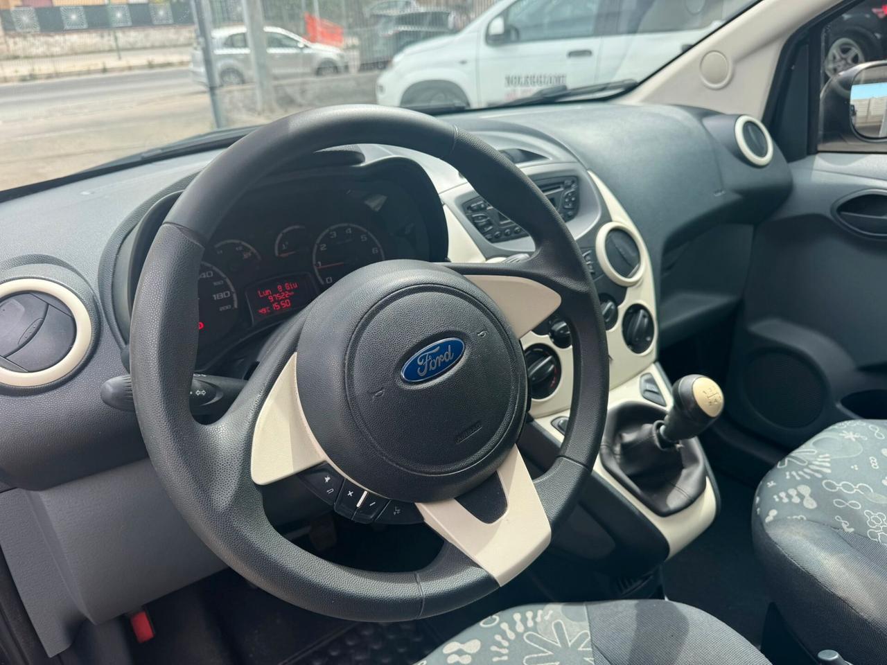 Ford Ka Ka+ 1.2 8V 69CV Titanium