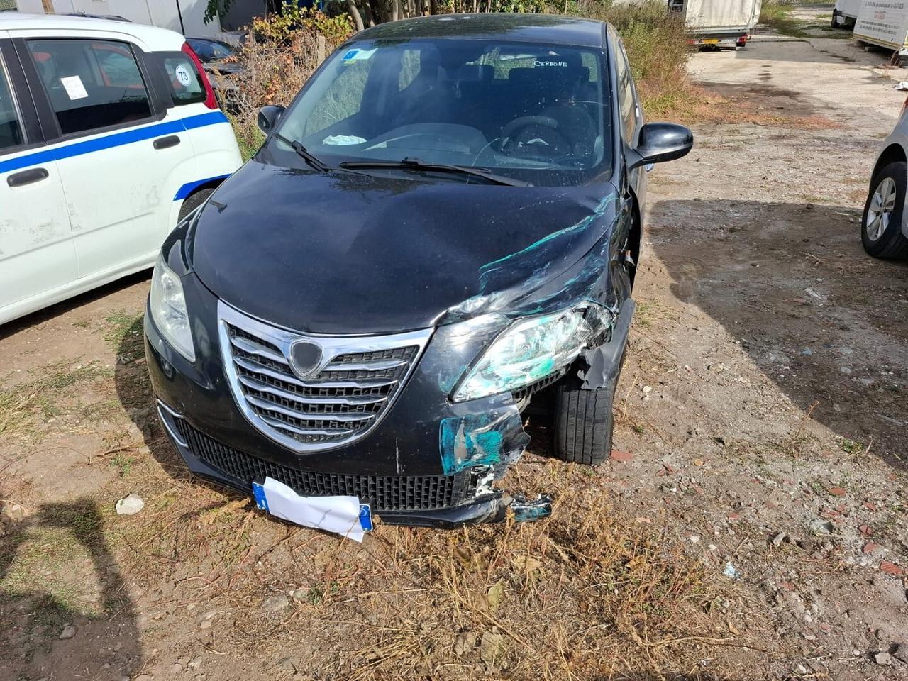 LANCIA YPSILON PLATINUM SINISTRATA MOTORE PARTE