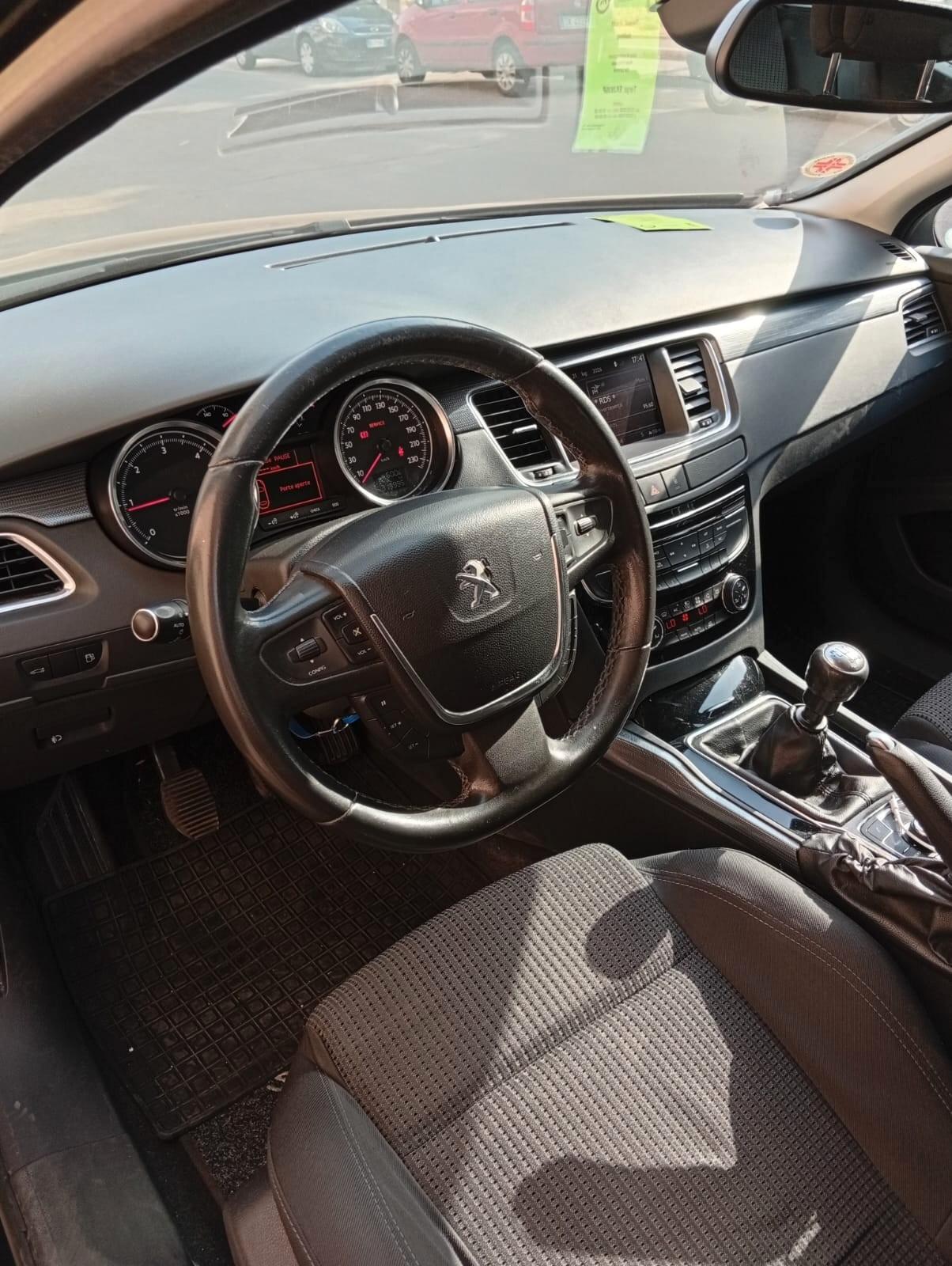 Peugeot 508 2.0 HDi 140CV SW Ciel Allure