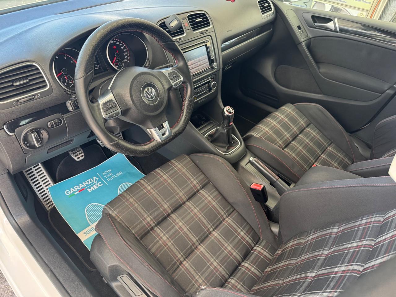 Volkswagen Golf GTI 2.0 TSI 5p.