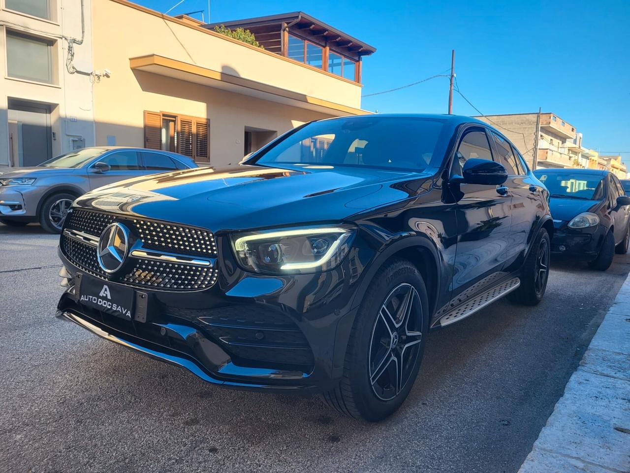 Mercedes GLC 200 D 4 Matic Coupé Amg Tetto Fari Multib. Luci Ambiente...