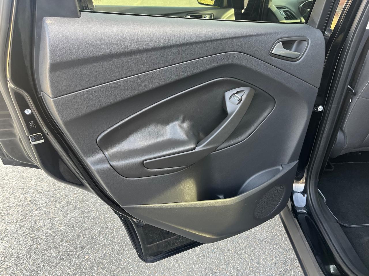 Ford Kuga 2.0 TDCI 120 CV S&S 2WD Titanium