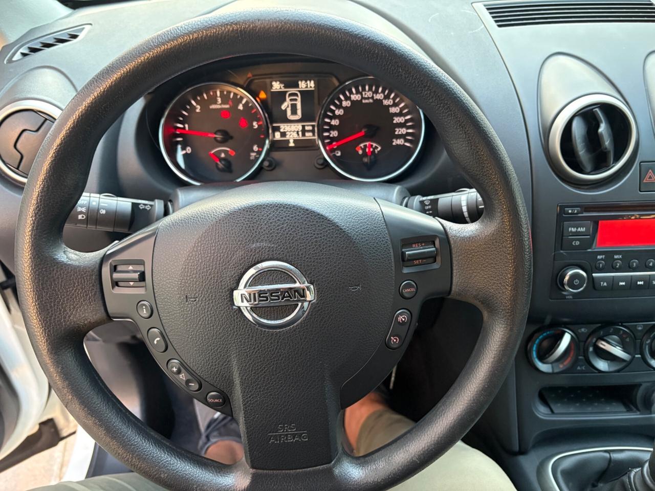 Nissan Qashqai 1.5 dCi anno 2014 garanzia 12/24.