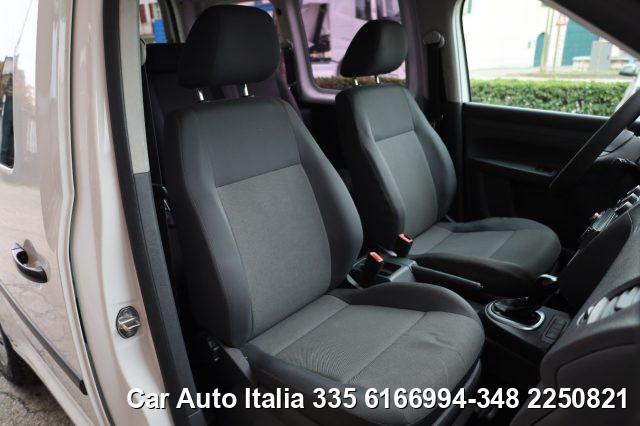 VOLKSWAGEN Caddy 1.6 TDI DSG Autocarro 5Posti Eu5