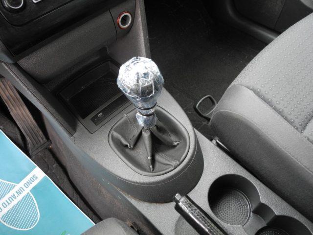 VOLKSWAGEN Touran 1.9 TDI 105cv -AUTOCARRO 5 POSTI- OK NEOPATENTATI