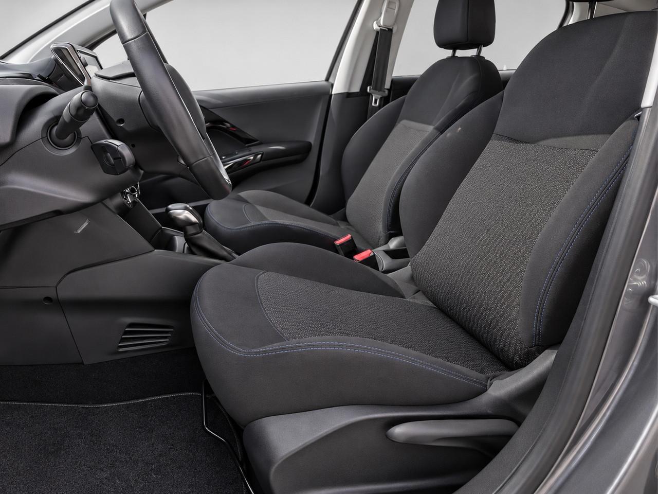 PEUGEOT 208 - 208 5p 1.2 puretech Signature s&s 82cv
