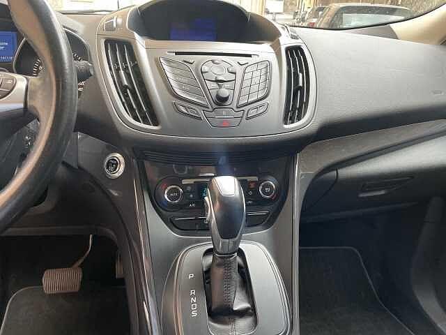 Ford Kuga 2.0 TDCI 150 CV S&S 4WD Powershift Titanium