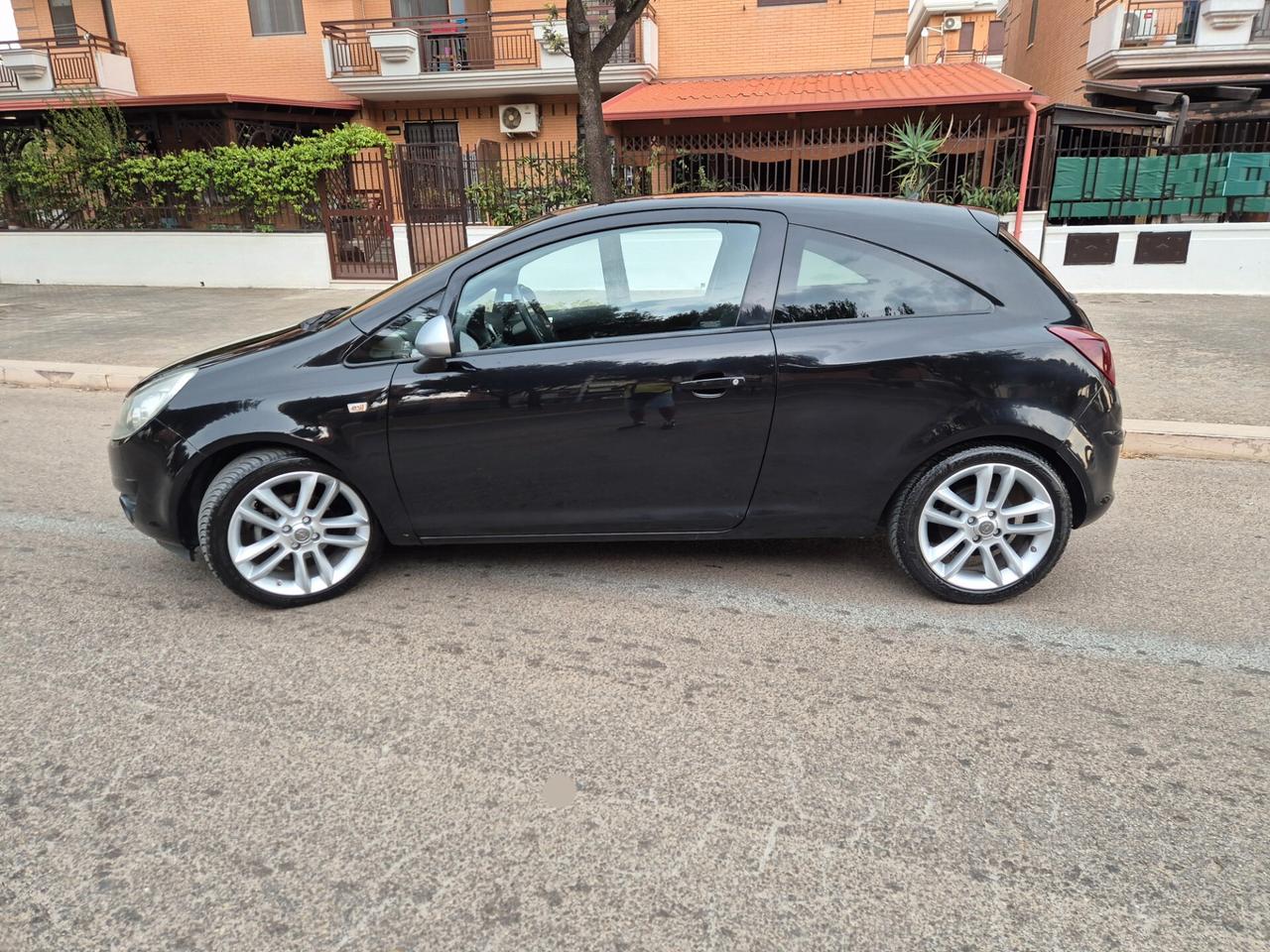 Opel corsa 1.3 multijet 95cv edition anno 2011