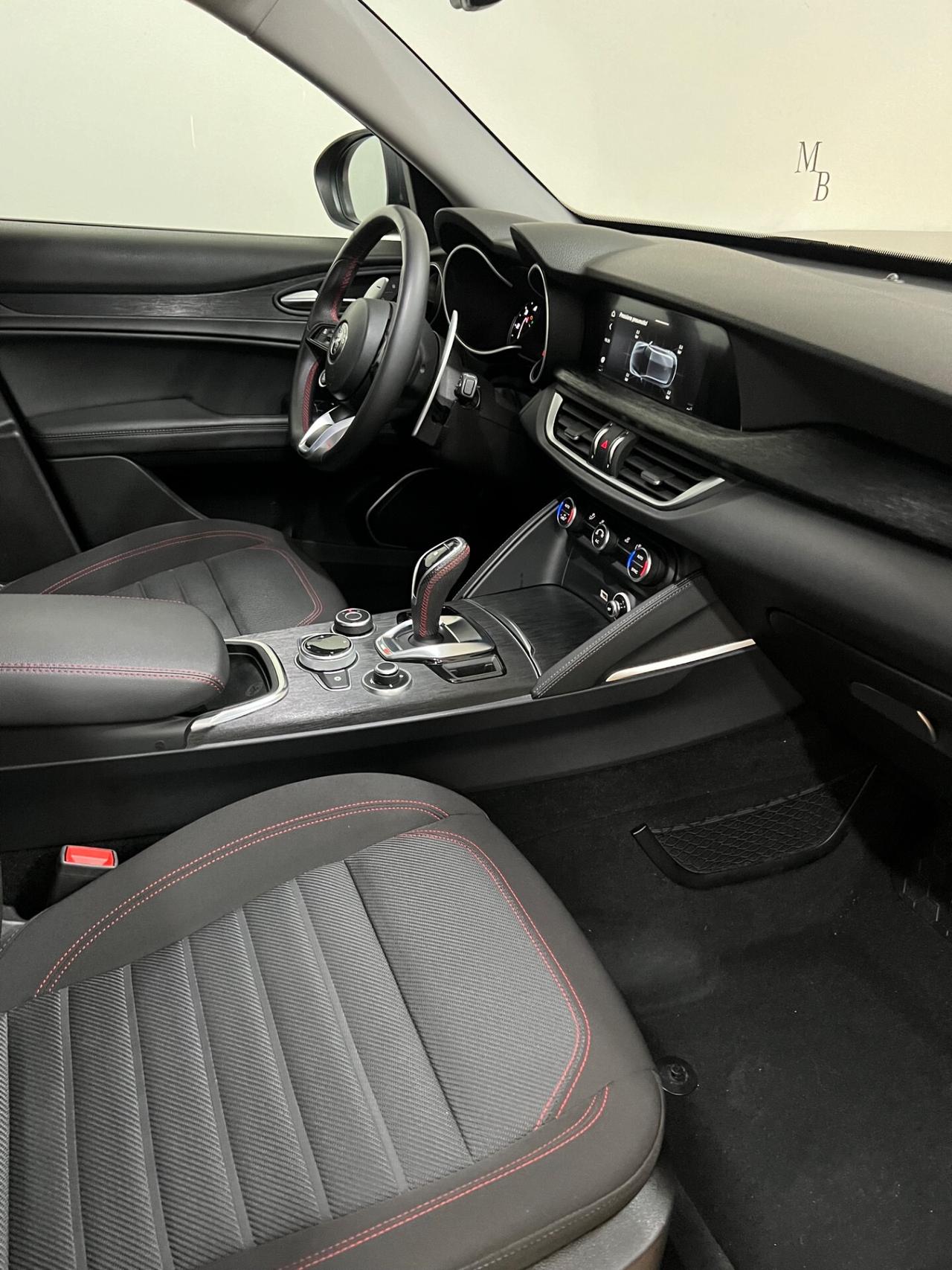 Alfa Romeo Stelvio 2.2 Turbodiesel 190 CV AT8 Q4 Business