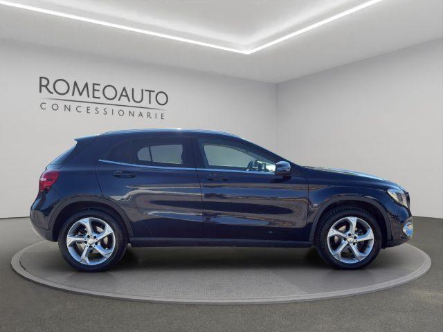 MERCEDES-BENZ GLA 220 CDI Automatic 4Matic Premium