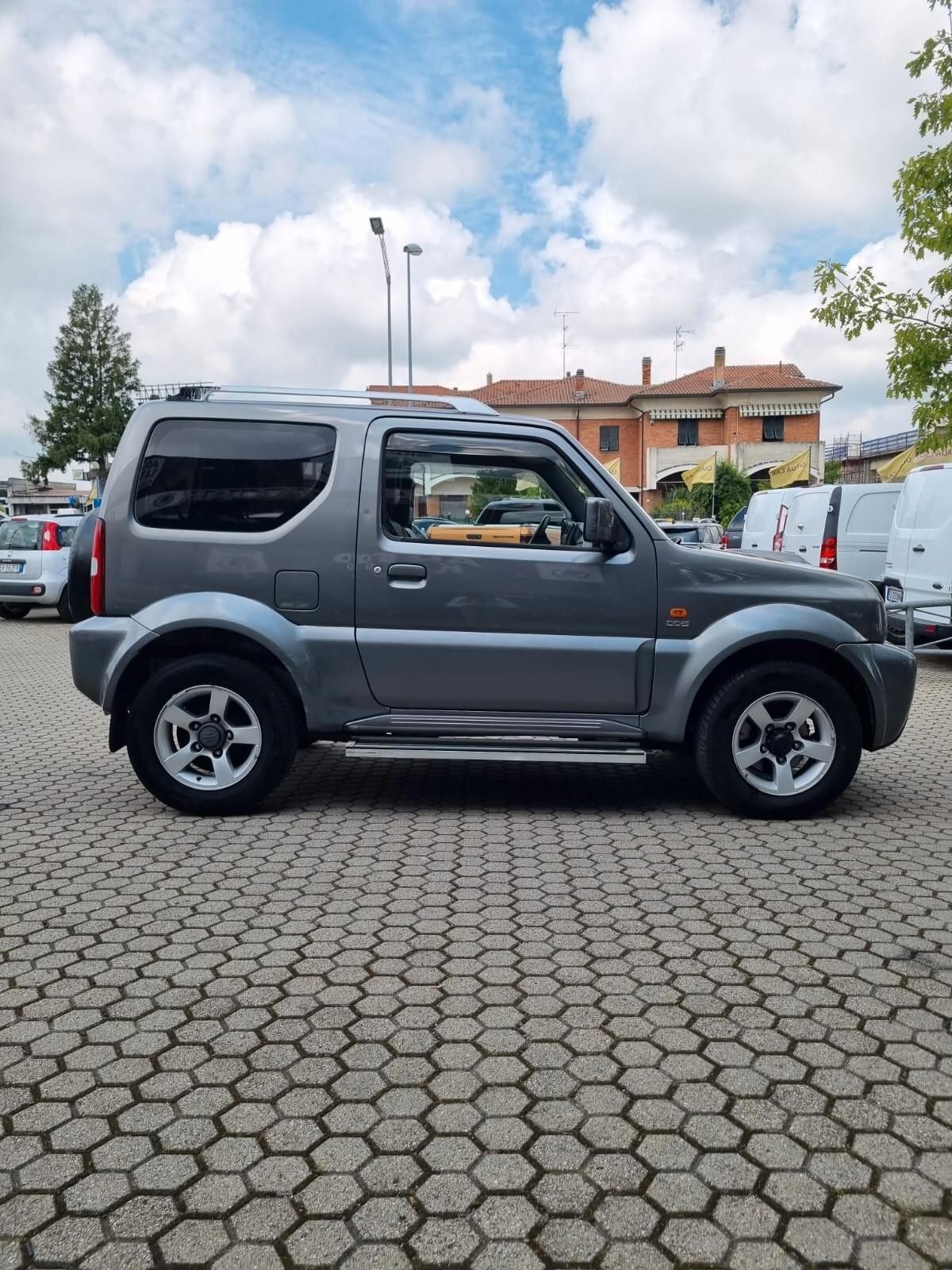 Suzuki Jimny 1.5 DDiS cat 4WD JLX Più