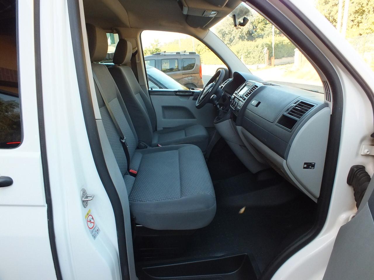 VW CARAVELLE T-5 2.0 TDI 102 CV -9-POSTI