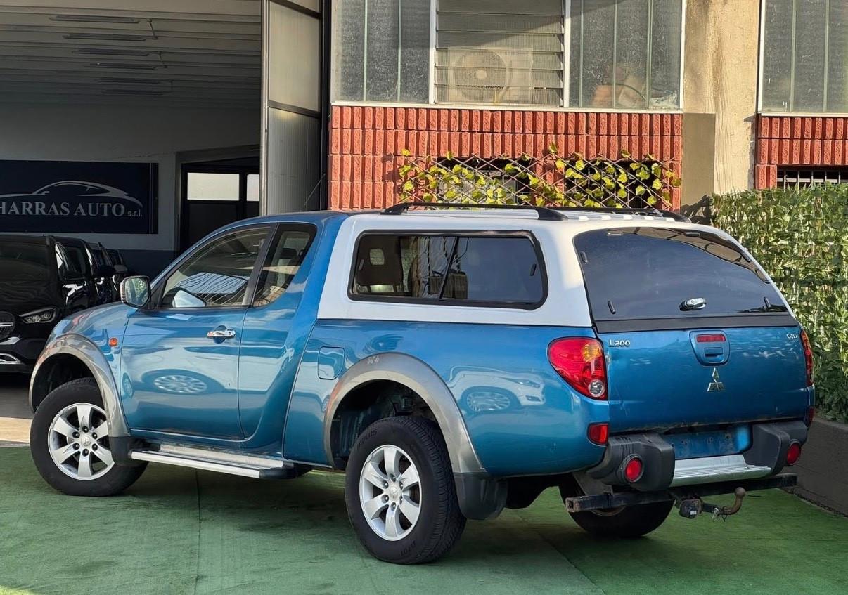 Mitsubishi L200 2.5 DI-D/136CV Double Cab Invite
