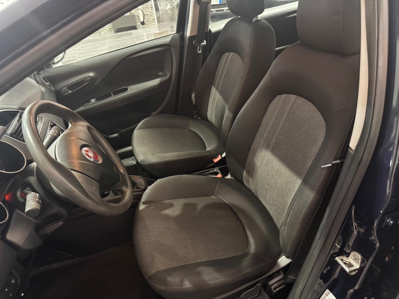 Fiat Punto 1.3 MJT II S&S 95 CV 5 porte Street
