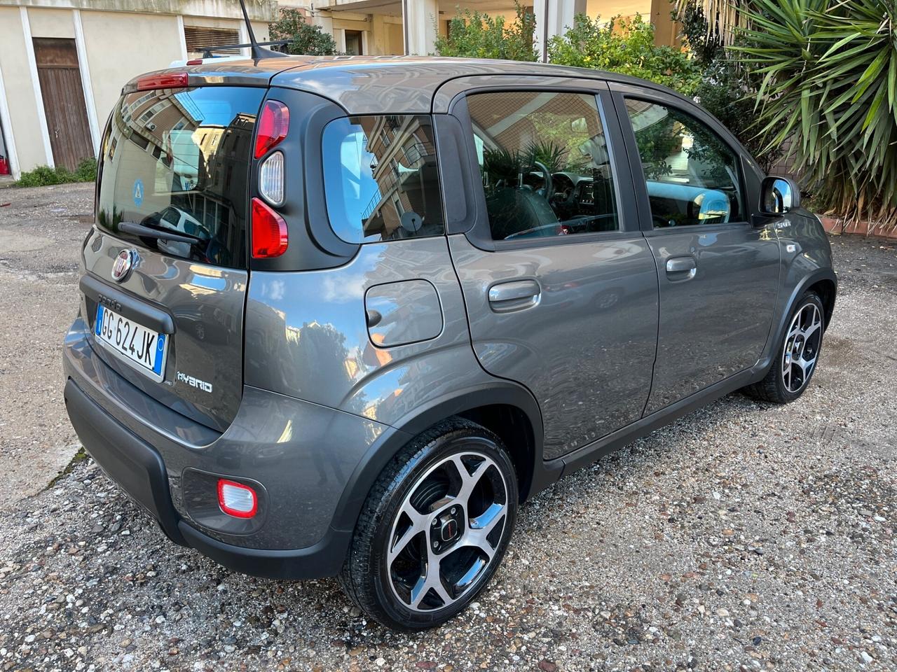 Fiat Panda 1.0 FireFly S&S Hybrid Sport