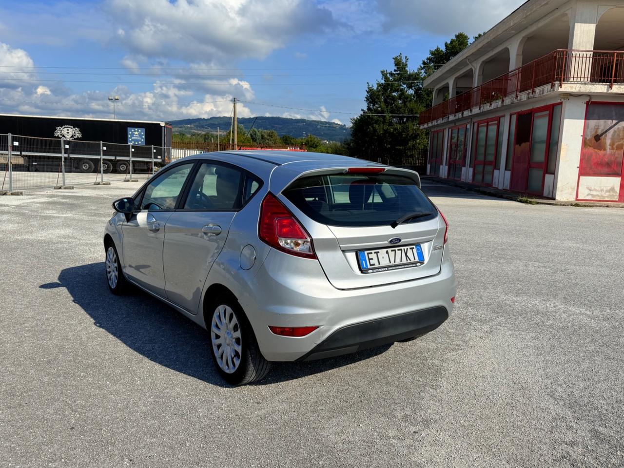 Ford Fiesta 1.5 TDCi 75CV 5 porte