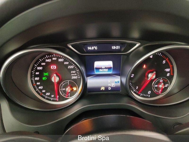 Mercedes-Benz GLA 200 d Automatic 4Matic Premium