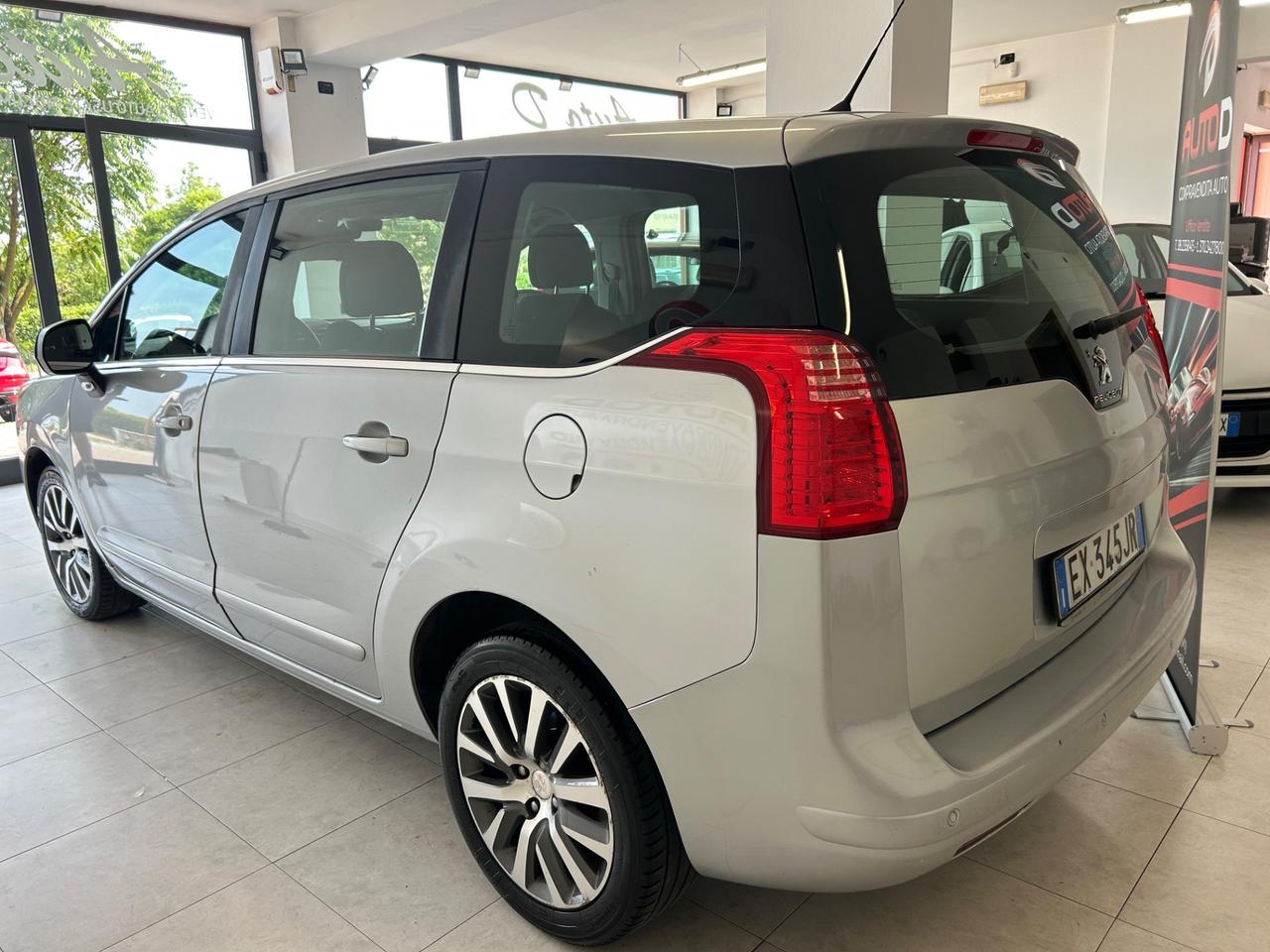 Peugeot 5008 2.0 HDi 163CV 7posti