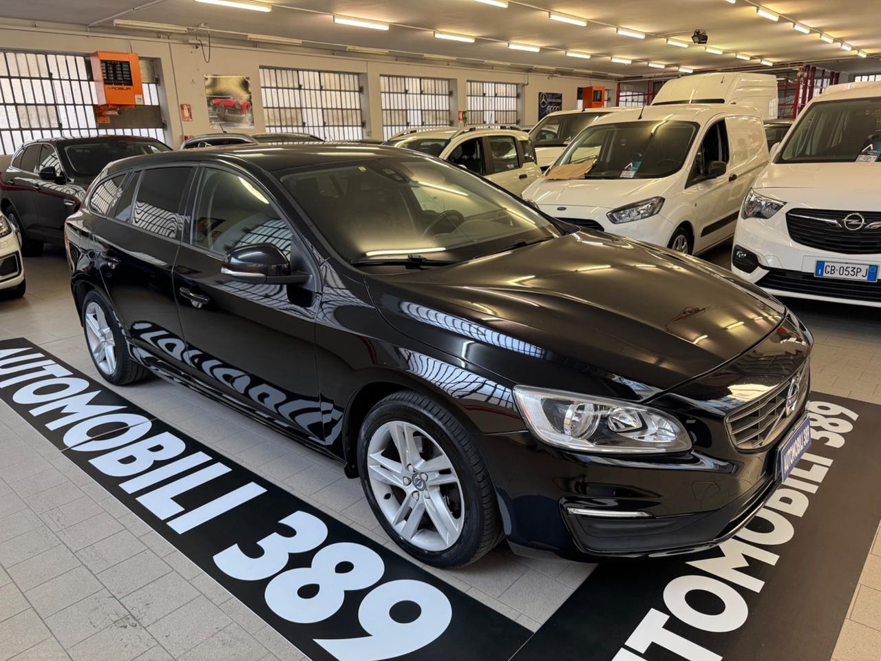 Volvo V60 D2 Geartronic Momentum