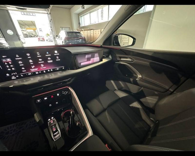 Audi Q5 3ª serie TDI 150 kW mHEV+ S tronic quattro S line edition