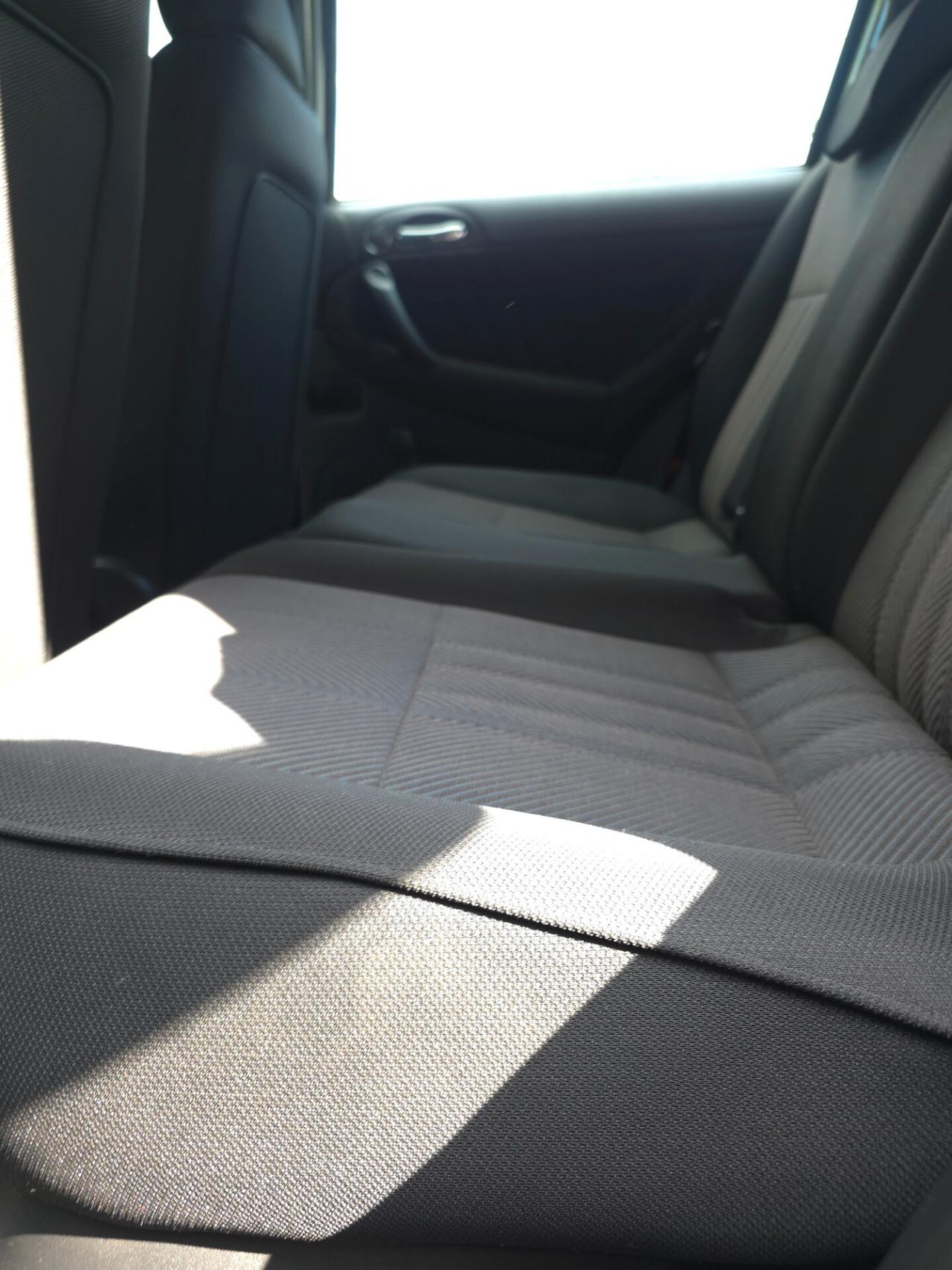 Alfa Romeo 147 1.6 16V TS (105) 5 porte Moving