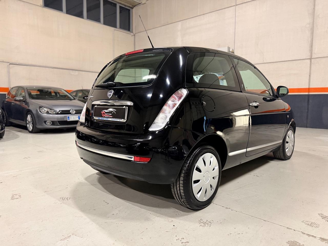 Lancia Ypsilon 1.3 MJT 75 CV Unyca NEOPATENTATI