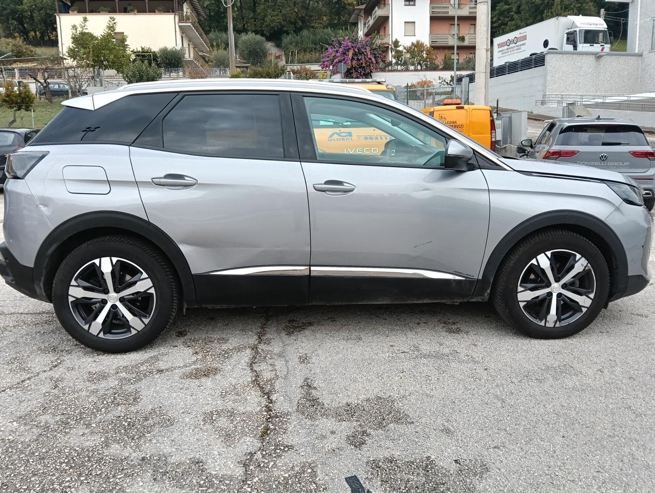 Peugeot 3008 BlueHDi 130 S&S EAT8 Allure