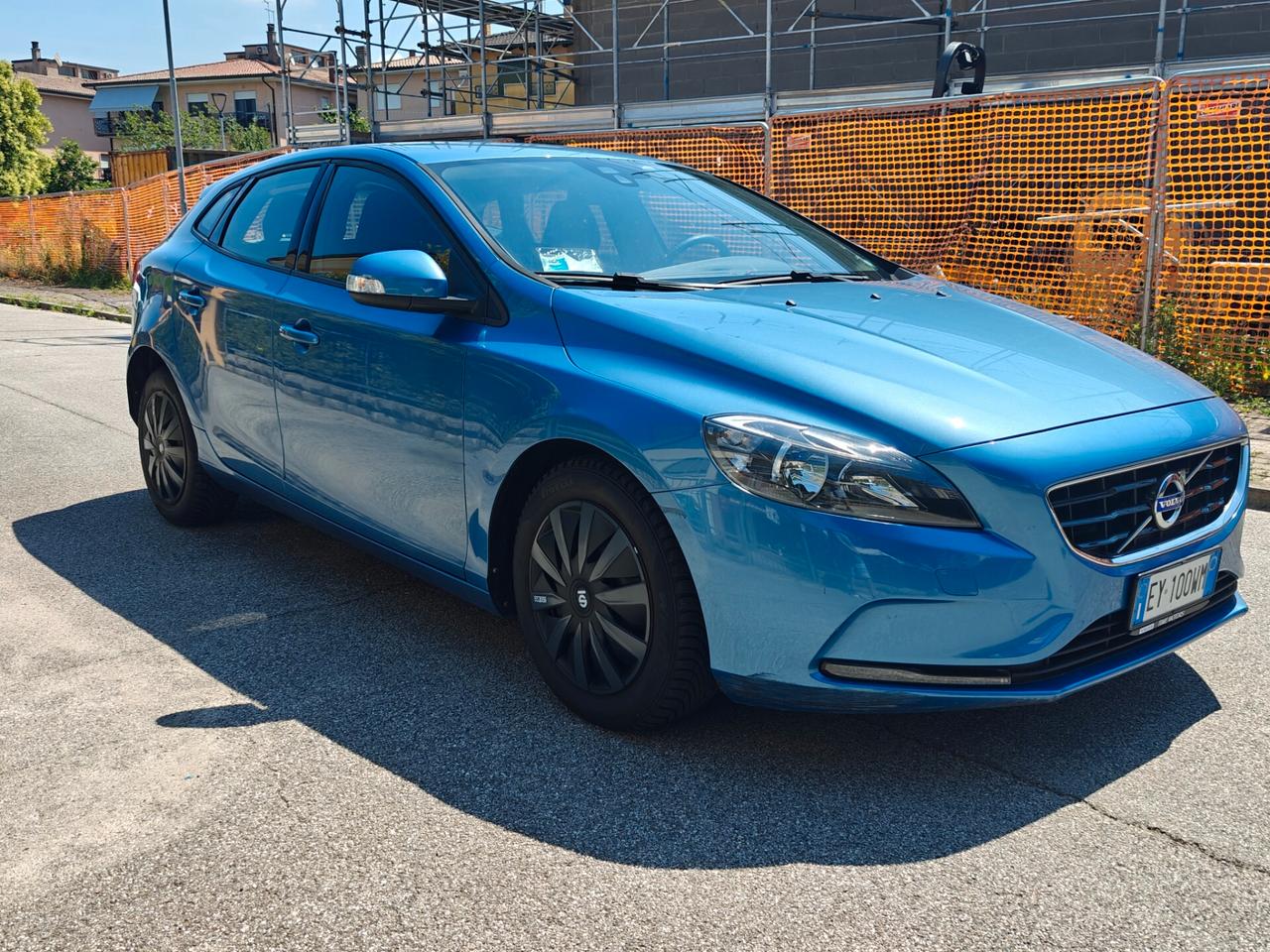 Volvo V40 D2