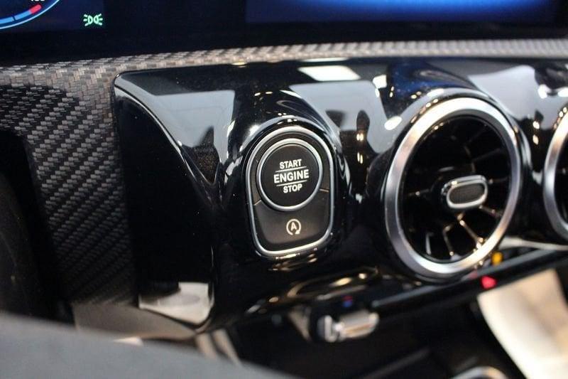 Mercedes-Benz CLA 180 d Business Solution