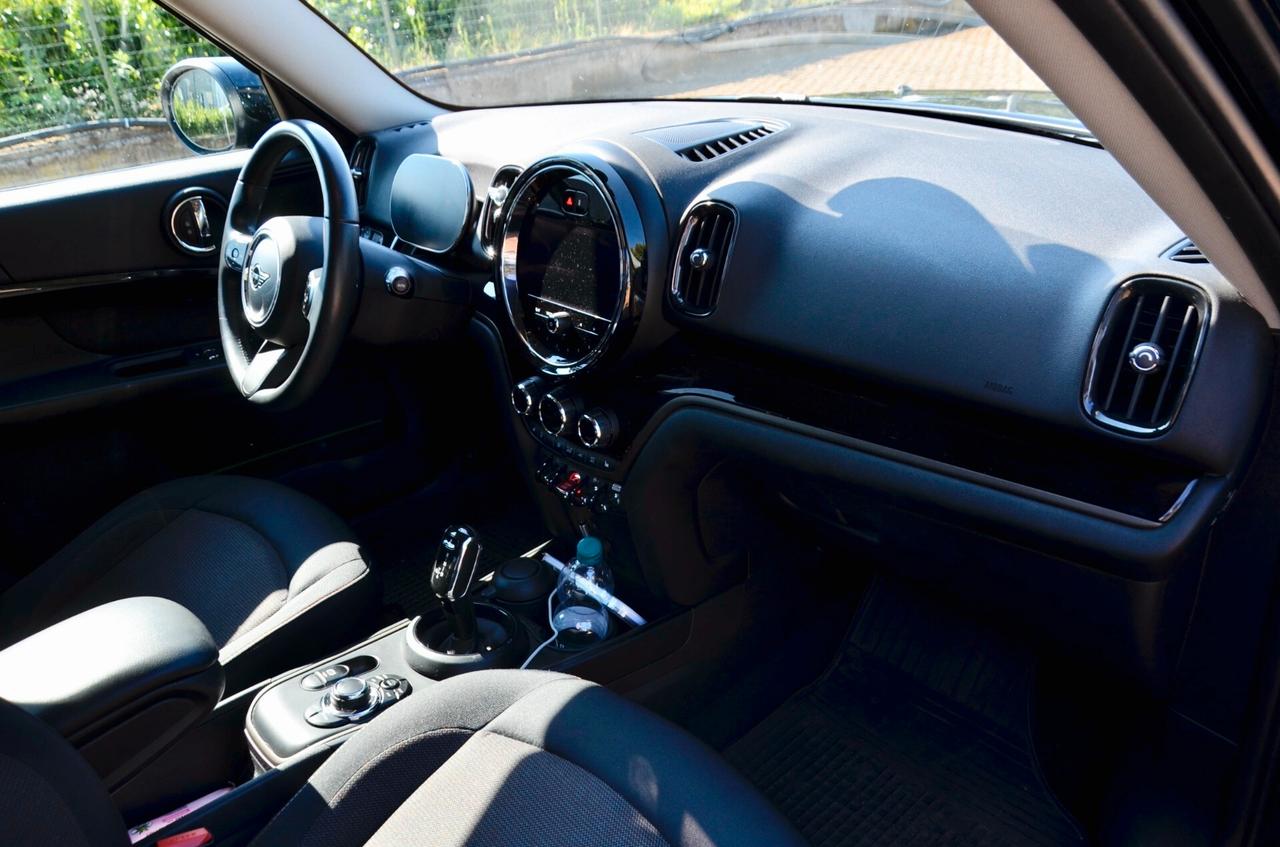 MINI COUNTRYMAN 1.5 COOPER CLASSIC 136cv AUTO GARANZIA UFF MINI 11/2026, UNICOPROPRIETARIO, EURO 6D, UFF ITALIANA, PACCHETTO SERVICE, TOTAL BALCK, RETROCAMERA, PERMUTE
