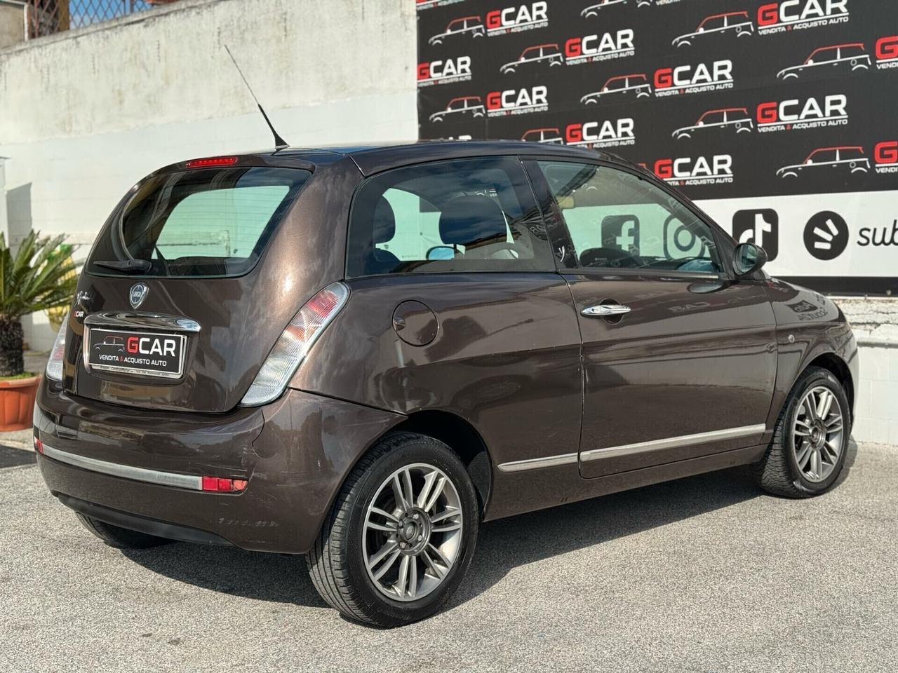 Lancia Ypsilon 1.2 Versus