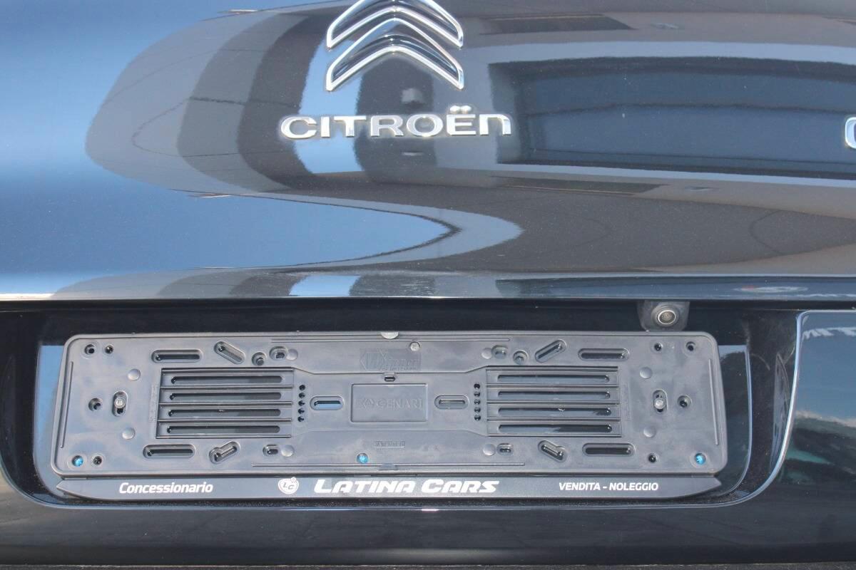 Citroen C3 1.2 puretech Shine s&s 110cv eat6 Con NAVIGATORE