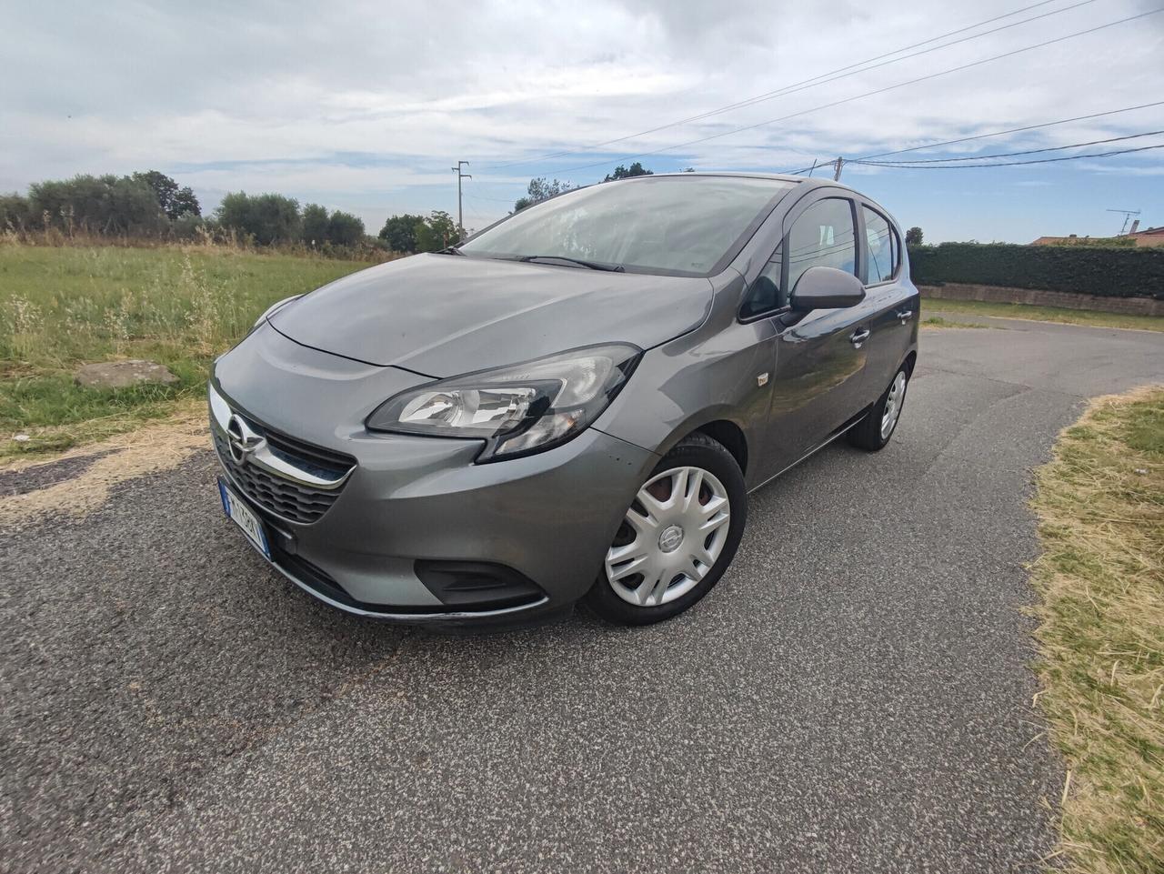 Opel Corsa 1.2 5 porte b-Color