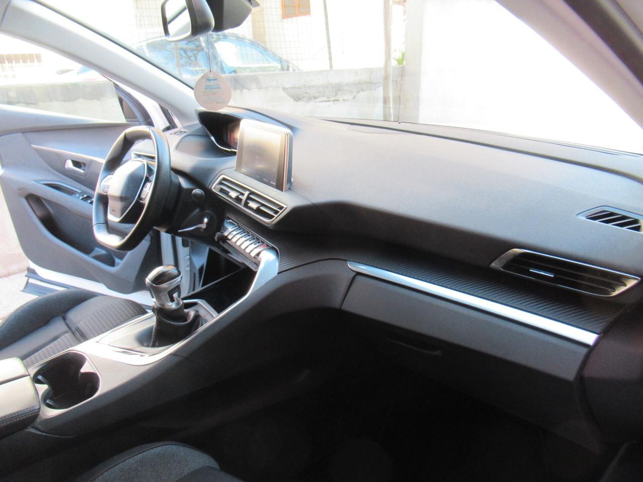 Peugeot 3008 BlueHDi 130 S&S Allure VIRTUAL COKPIT