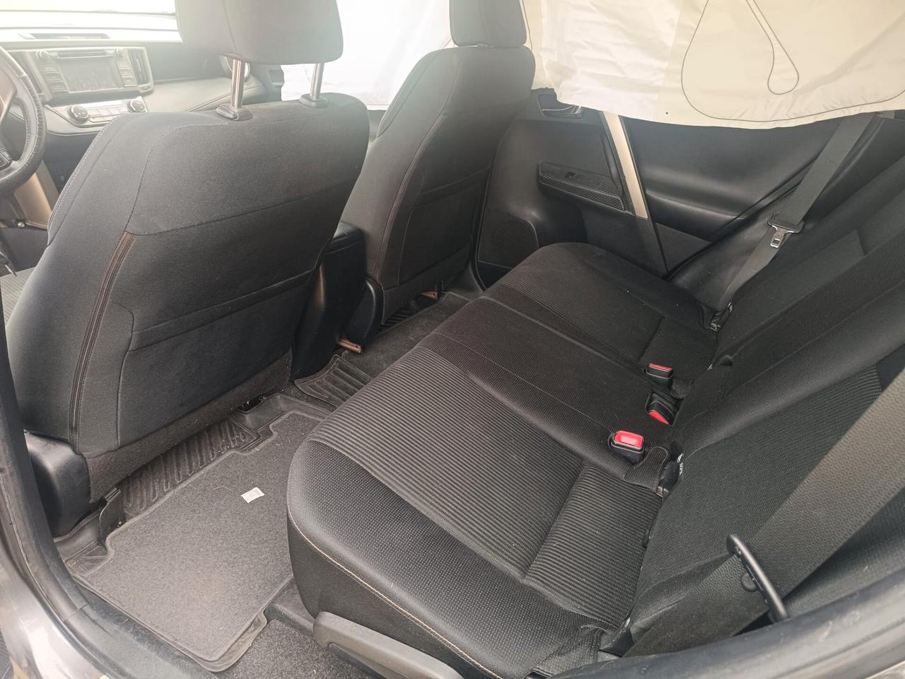 Toyota RAV4 2.0 D-4D 2WD Active