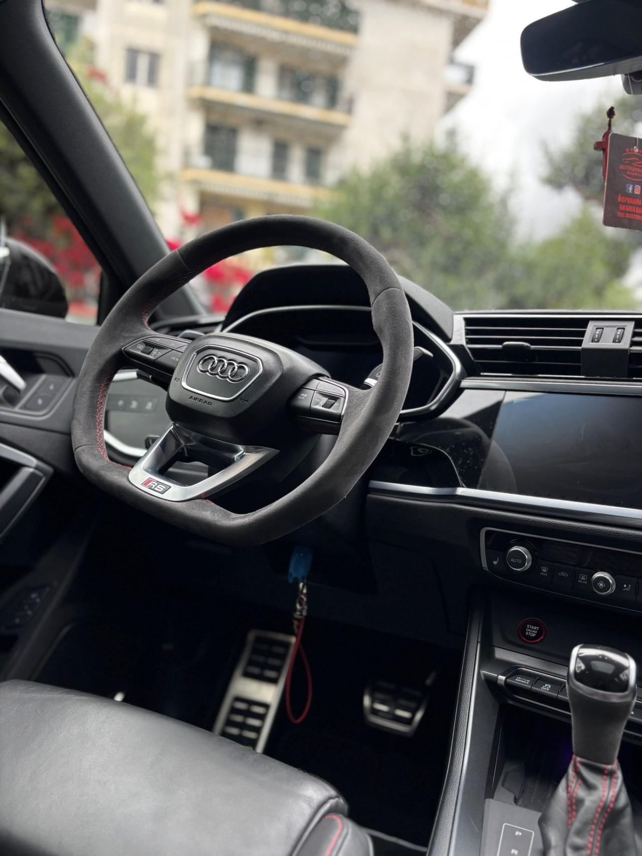 Audi Q3 RS SPB quattro S tronic